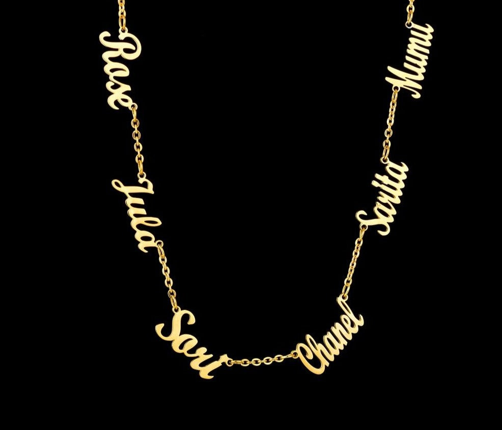 Dainty Personalized Names Necklace